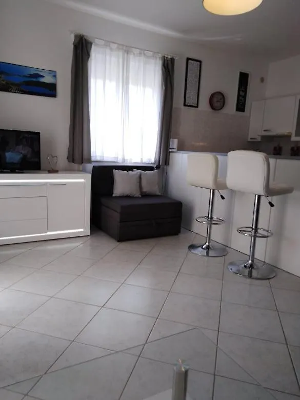 Apartment Maria Medulin